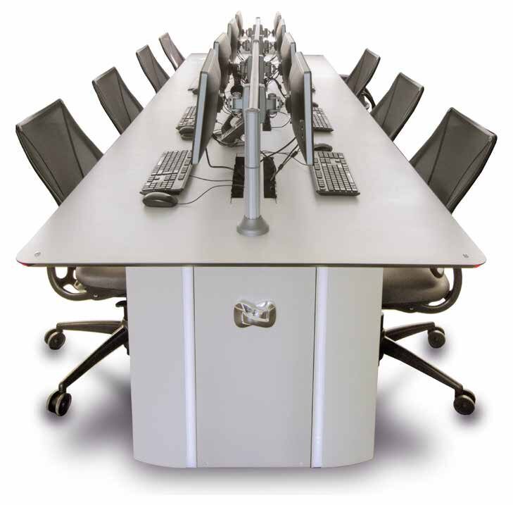 Sala de reunión equipada con mobiliario técnico de alta tecnología.
